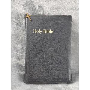 Vintage KJV Holy‎ Bible Concordance Dictionary Zippered Revised Red Letter World